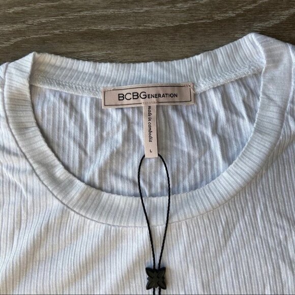 NWT BCBGeneration  Solid Crop T-shirt - Picture 4 of 9